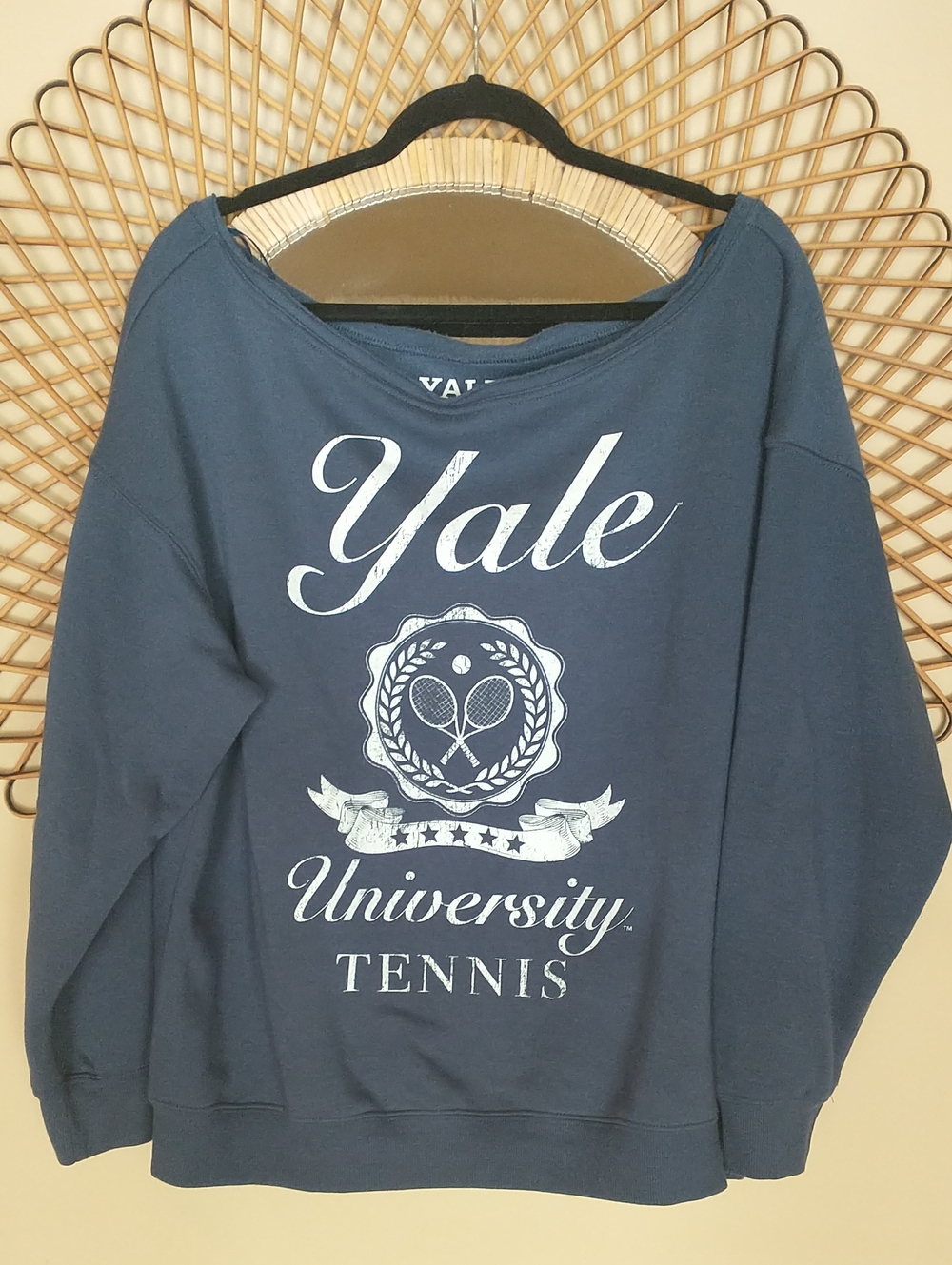 NWOT! OfficalYale University Tennis Off The Shoulder Sweatshirt Navy Size Large